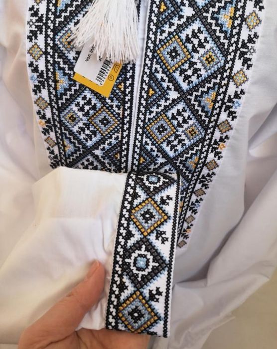 Чоловіча вишиванка (розміри від S до 3ХЛ)