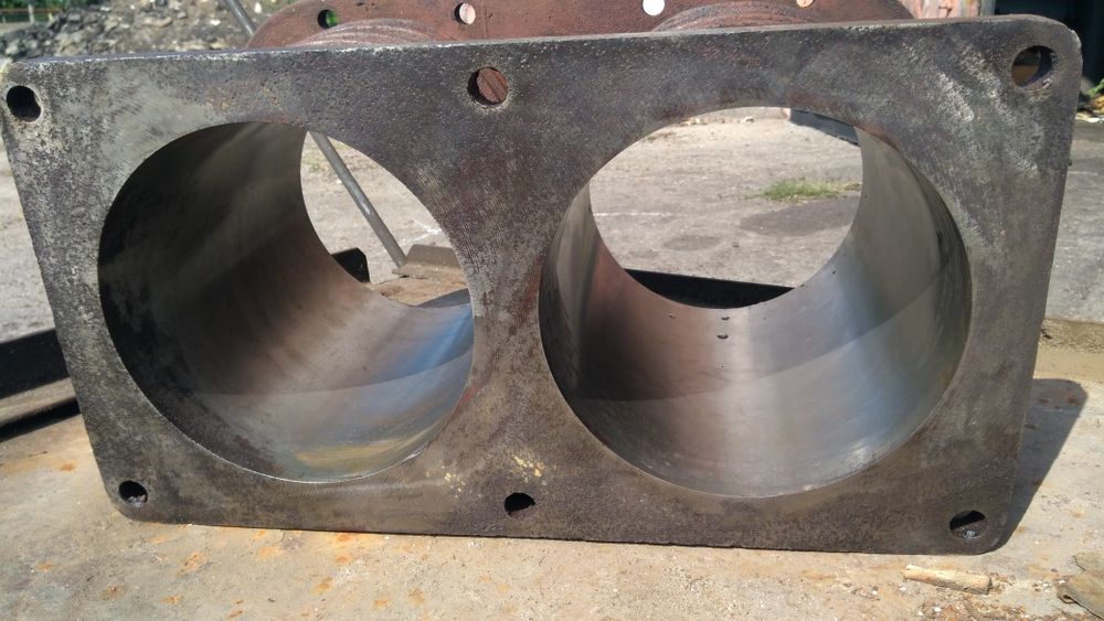 Блок цилиндров 1 ступени компрессора 4ВУ1-5/9 06-10, к5а.01.04.001