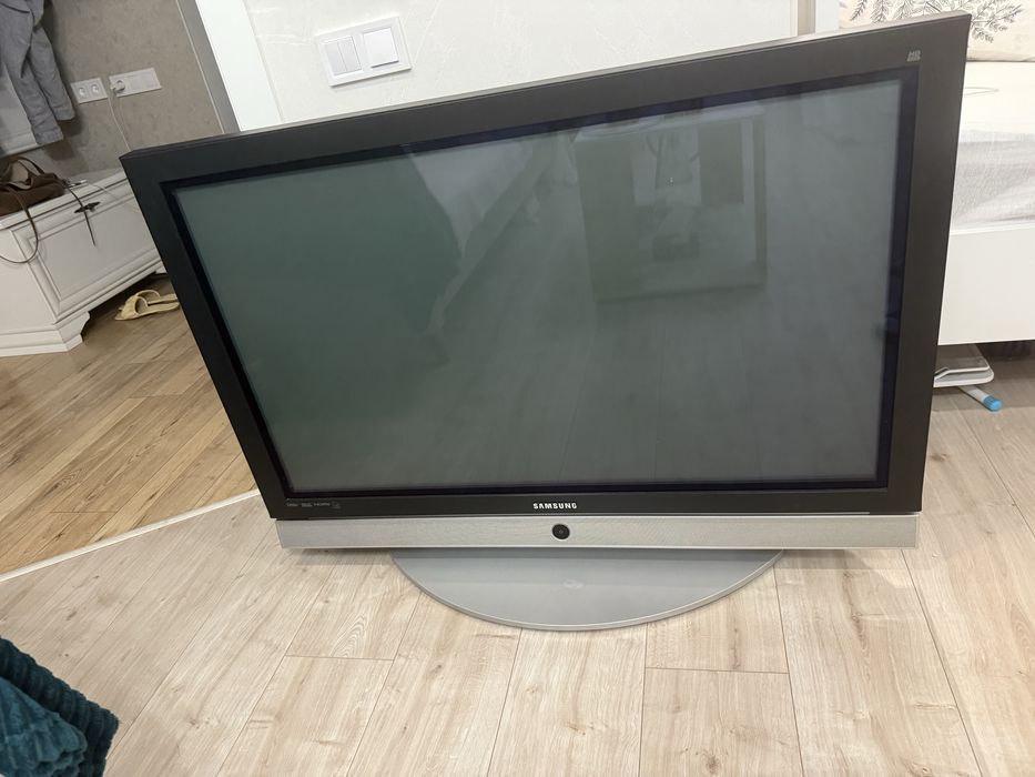 Телевизор плазменный Samsung PS-42E71HR