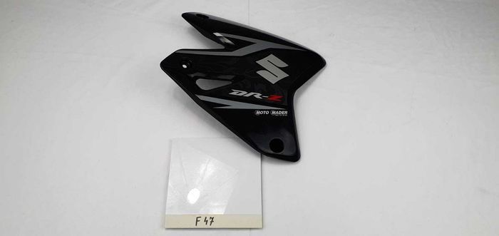 Owiewka osłona boczek SUZUKI DR DRZ 400