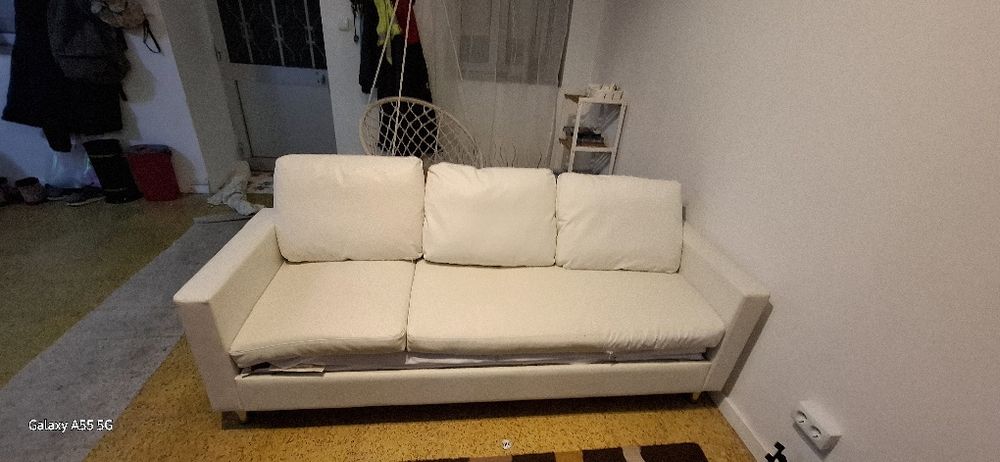 Sofá usado como novo