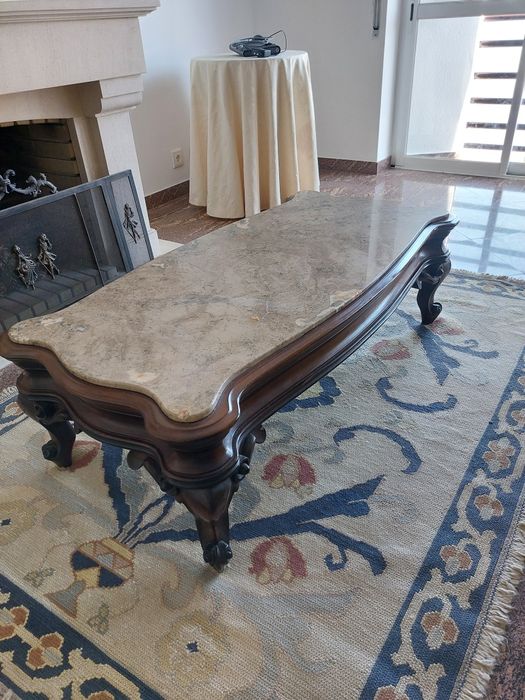 Mesa de centro madeira e mármore