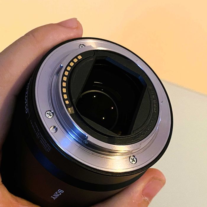 Sony A7 II + ZEISS 55mm f/1.8 | Full-Frame | Extras Incluídos