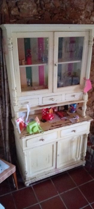 Móvel Rústico com patine