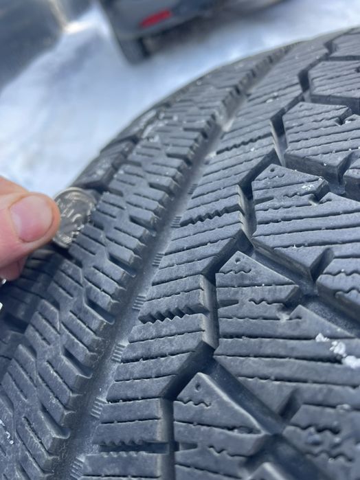 Зимові шини 225.50.R17