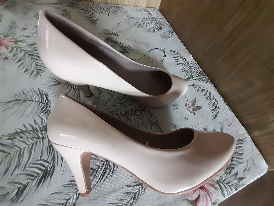 Pantofle buty czółenka rozm 37 38 Dorothy Perkins