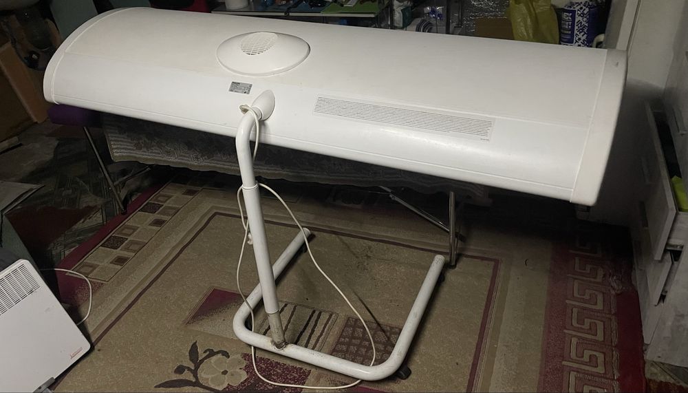 Солярій Philips HB555