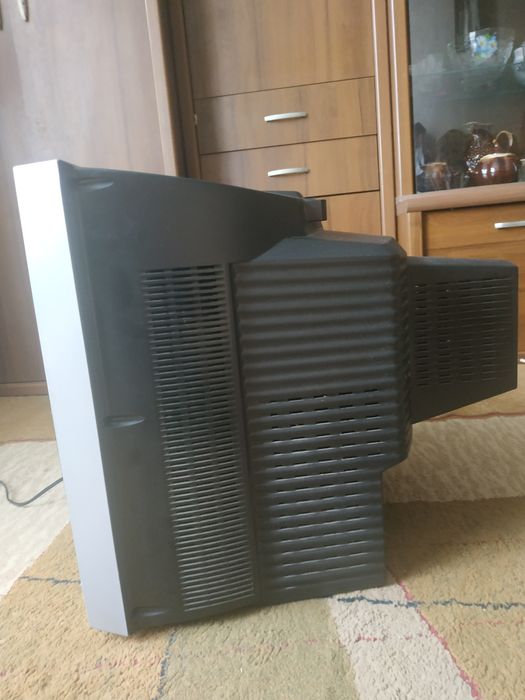 Продам телевизор LG