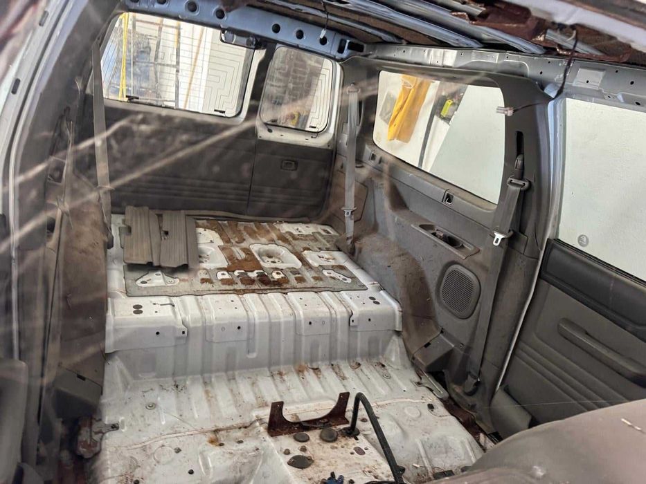 Cabine Carroçaria Nissan Patrol y61