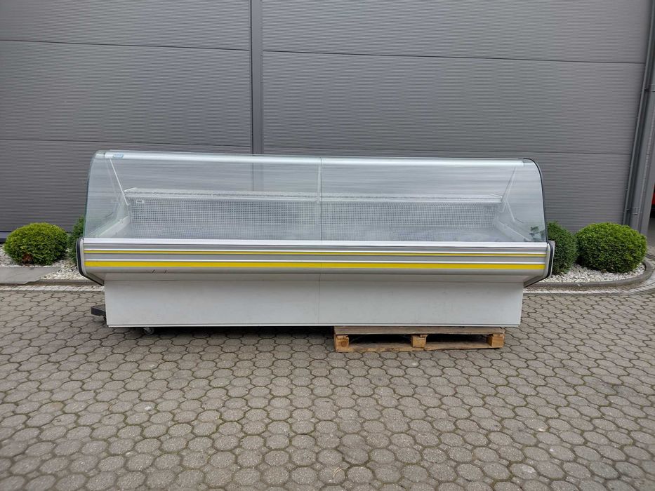 Skupię urządzenia chłodnicze: lada, regał, szafa, witryna, zamrażarka