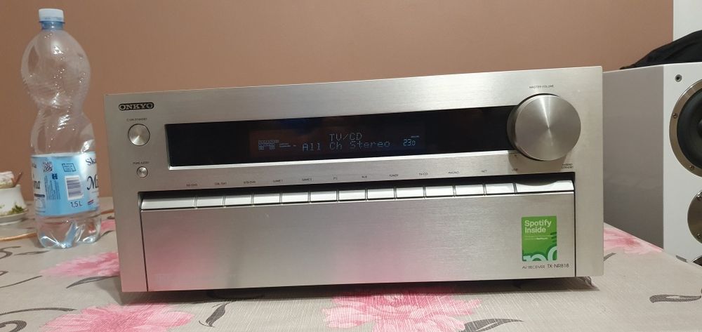 Onkyo  TX NR 818