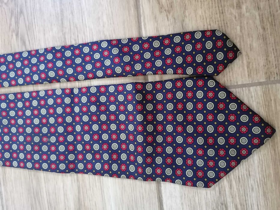 Krawat firmy Roxy Ties