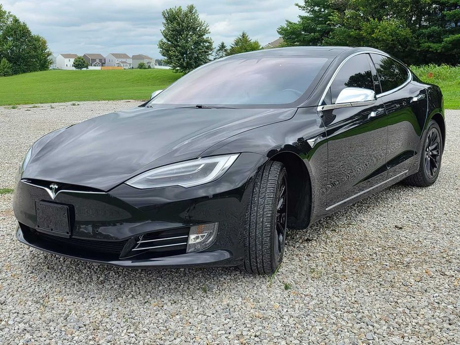 Tesla Model S 100D      2019