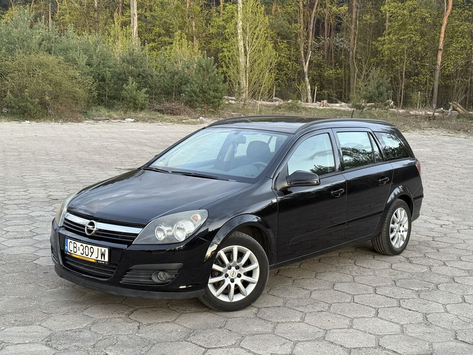 Astra 1.6 benzyna GAZ LPG brak korozji Hak Klimatyzacja 2 komplety kol Opel Pierwszy wlasciciel ZADBANA ZAMIANA