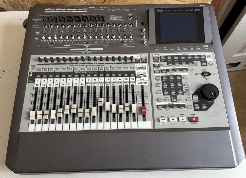 Roland VS-2480 Digital Studio Workstation