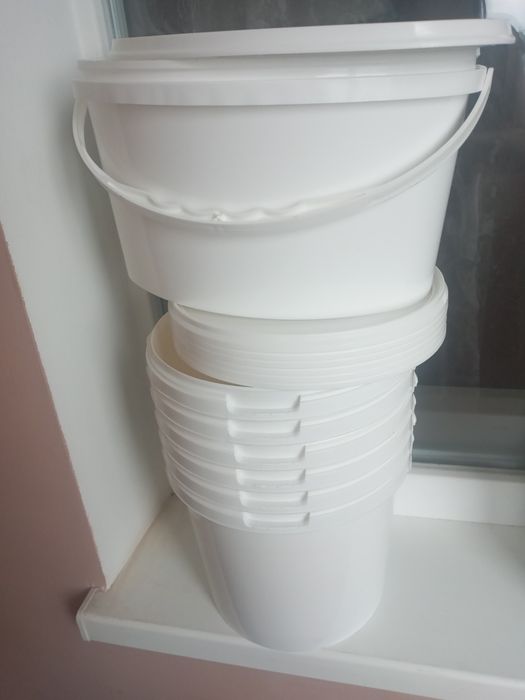 Відра пластикові