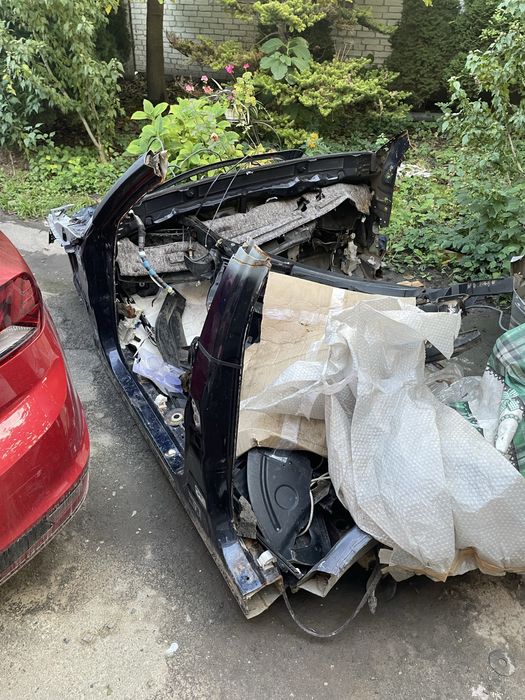 Lexus is 2005-2012 кузов