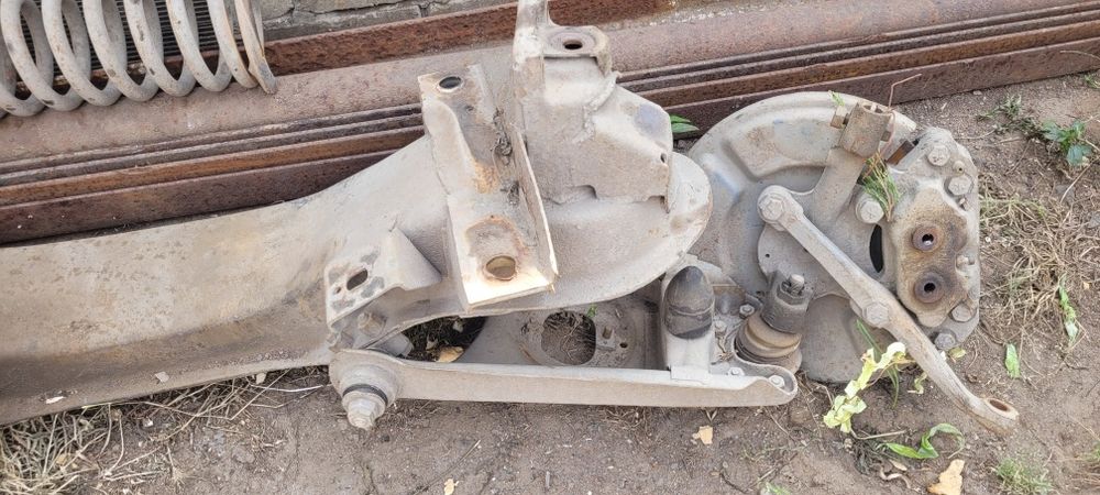 Передняя балка на москвич 2140,412.