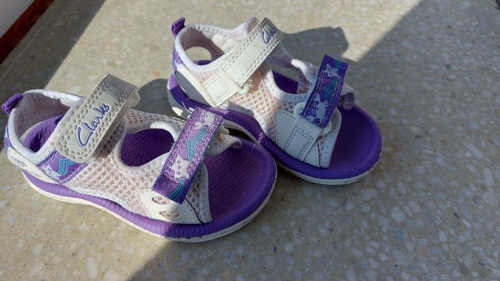 Дитячі босоніжки Clarks