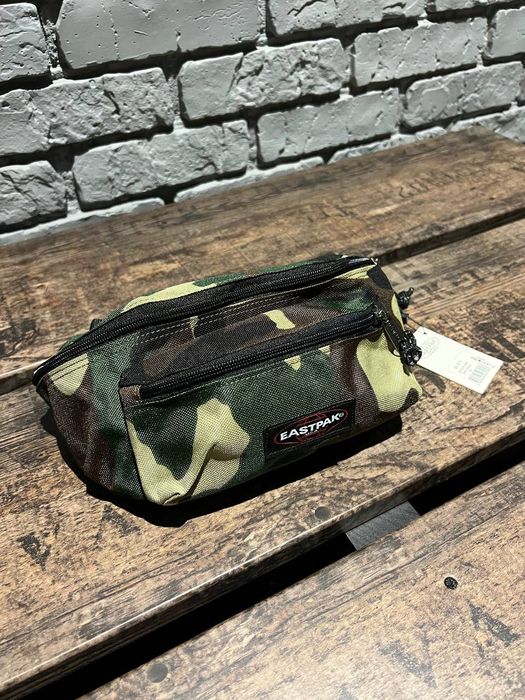Бананка поясна eastpak камуфляж камо истпак істпак естпак сумка