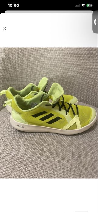 Кросівки літні Adidas дуже легенькі