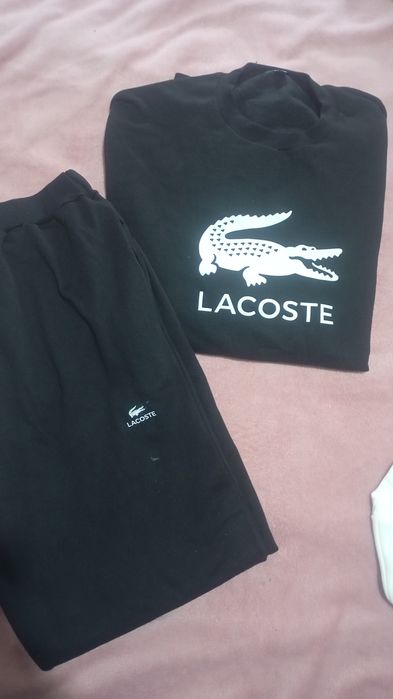 Conjunto fato de treino