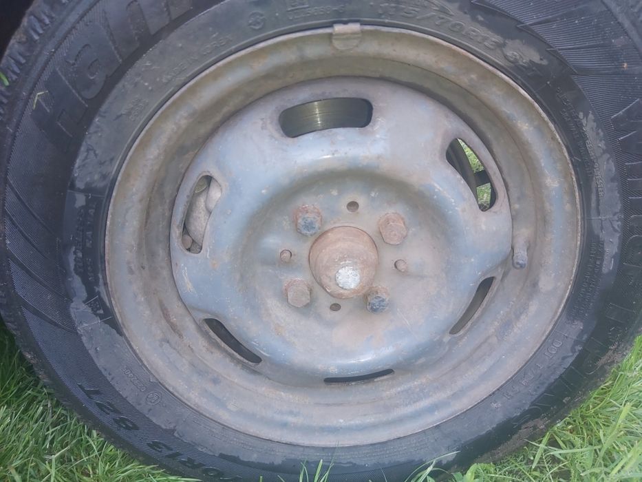 диски r13-14 vw гольф.  ваз.