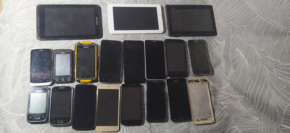 Лот телефонов-планшетов, электроники НА ЗАПЧАСТИ