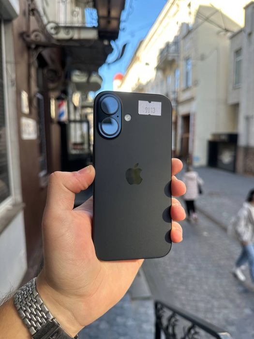 Apple iPhone 16 128gb Black Neverlock 100% акум Open Box 2-7 цикла