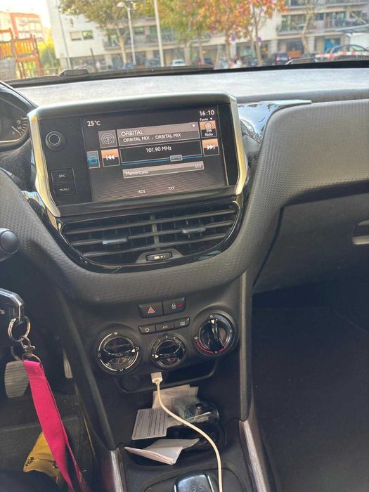 Peugeot 2008 1.2 110cv Allure 2016