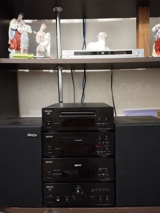 Музыкальный центр стойка DENON  с акустикой без проигрывателя винила