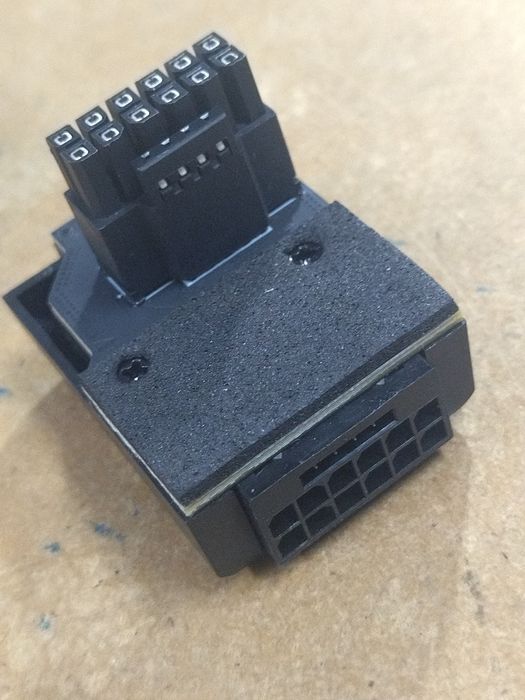 Złączka kątowa do kart graficznych asus (X10)