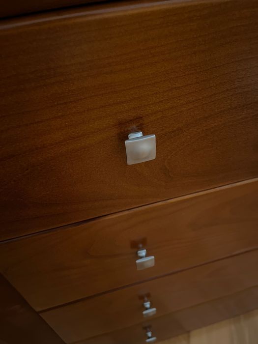 Móvel - Cómoda de quarto com espelho