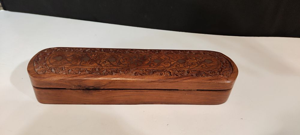 Caixa em Madeira Ornamentada