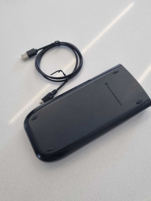 Calculadora Gráfica Texas TI84 Plus