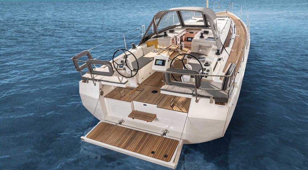 Jacht żaglowy Bavaria C38