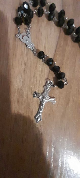 Четки, чотки, чітки дерев'яні та з камінцями