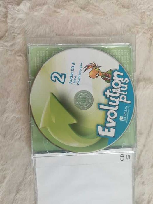 Płyty audio cds do podręcznika Evolution plus 2