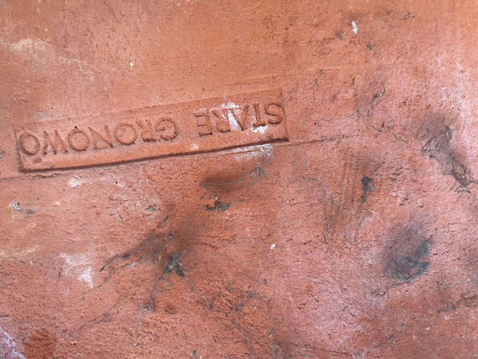 Stare gąsiory ceramiczne  dachowe holenderka