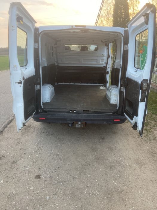 Opel vivaro.