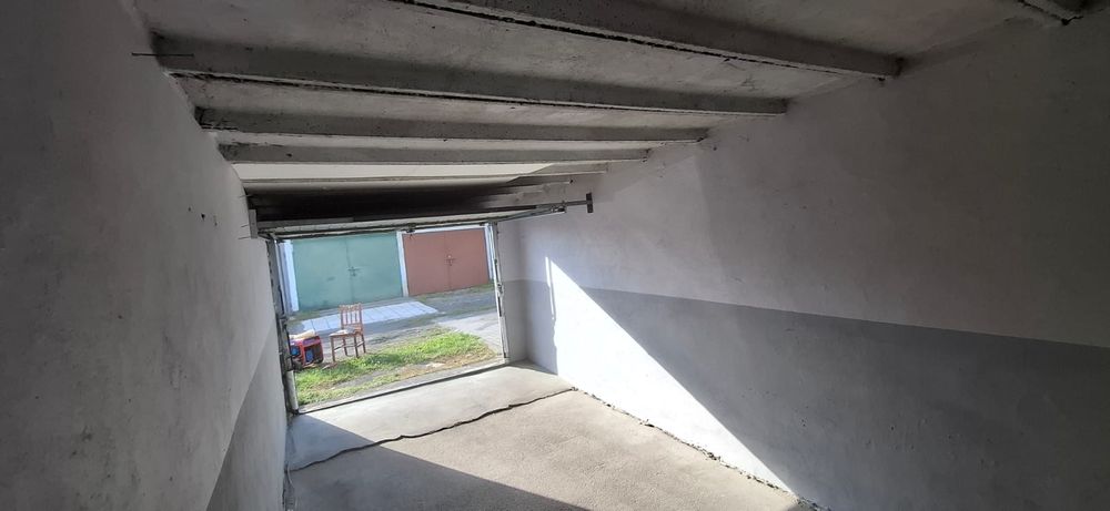 Sprzedam Garaż  Za Lidlem cena do negocjacji