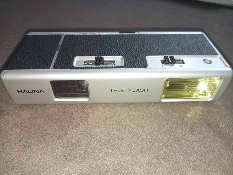 aparat fotograficzny halina tele flash.