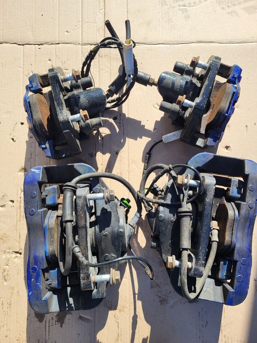 Zaciski hamulcowe Przód Tył bmw m3 e92 e93 e90 v8 4.0 420km