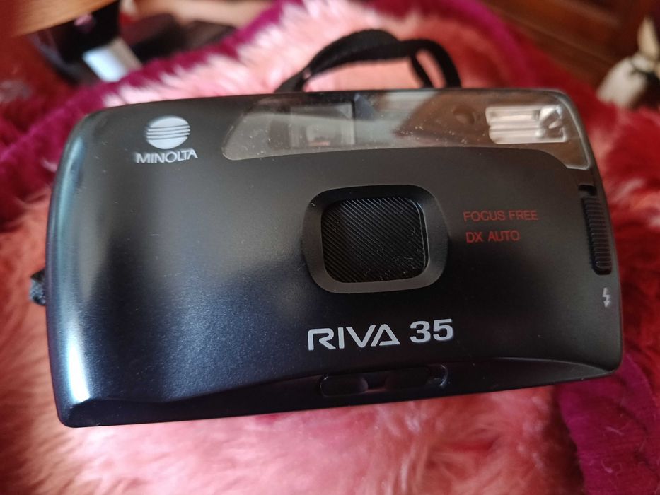Máquina Fotográfica Minolta Riva 35