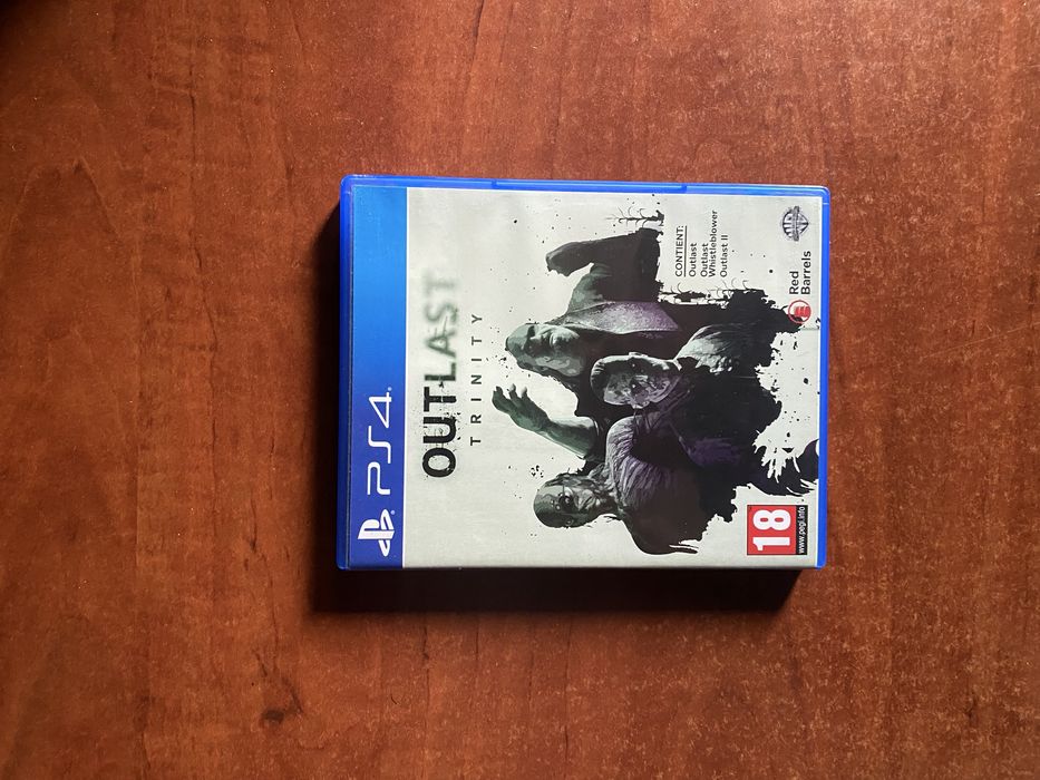Outlast Trinity PS4