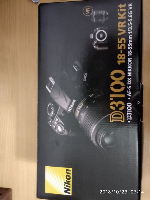 камера Nikon D3100