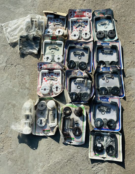 Klamki do bramek/drzwi - 47 szt