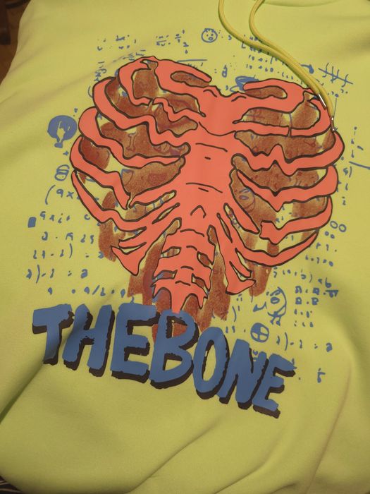 Толстовка тепла THE BONE