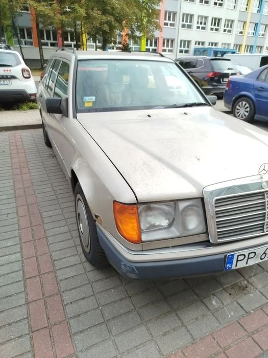 Mercedes-Benz W124