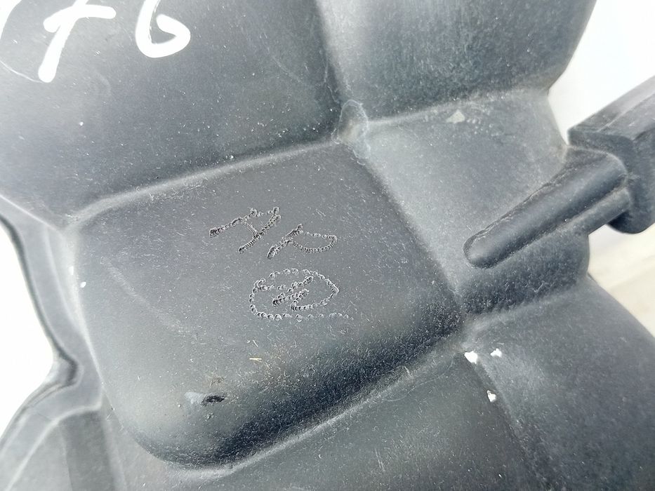 Reservatório / depósito da água / líquido de refrigeração MERCEDES-BEN